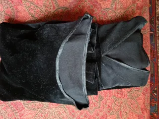 Completo nero velluto