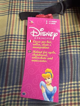 Casco Disney Princesas para bici y patinete