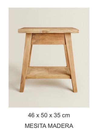 Mesita de madera natural