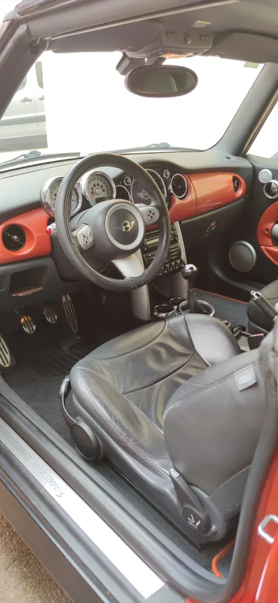 MINI COOPER JCW 211cv