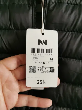 Cazadora de chica talla M de Jennifer nueva.