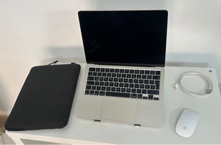 MacBook Air M2 13” 2022 QWERTZ Español Batería100%