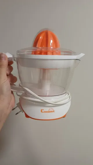 Exprimidor Eléctrico COMELEC 