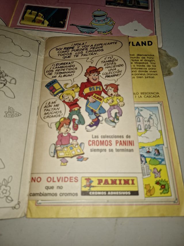 Lote 2 álbumes Panini años 80
