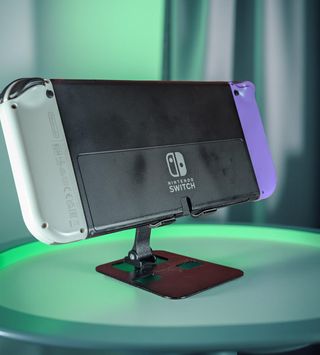 Nintendo Switch OLED viola/bianco