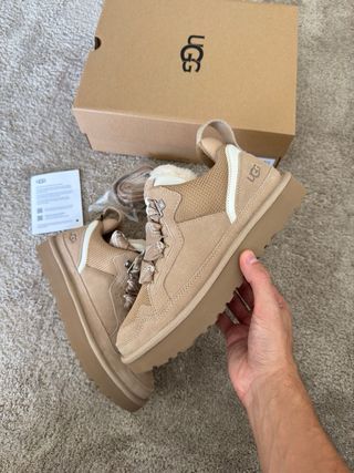 UGG Lowmel Sand Beige/Castanho