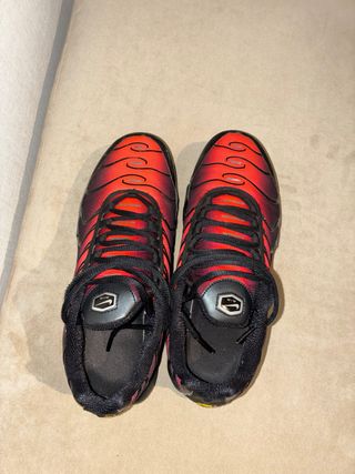 Nike TN Air Max Plus Rojo y Negro