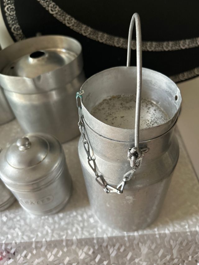 Juego aluminio antiguo lechera y recipientes
