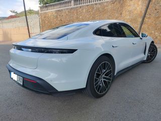 Porsche Taycan Performance Plus