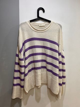 Jersey de punto con rayas lila