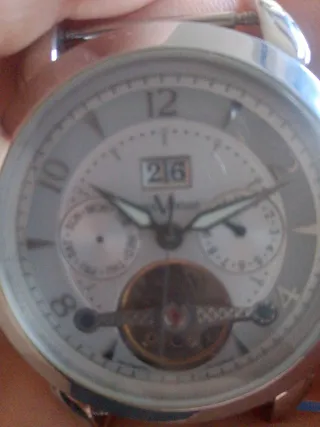Reloj Raúl Versan Esfera Blanca y Plateada