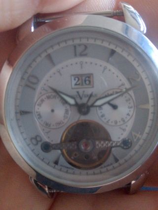 Reloj Raúl Versan Esfera Blanca y Plateada