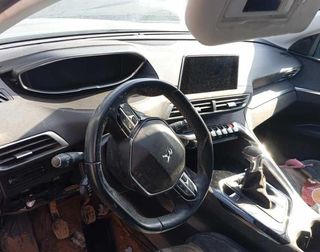Guantera Peugeot 3008 Active 444061