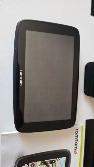 Navegador GPS TomTom GO