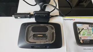 Navegador GPS TomTom GO