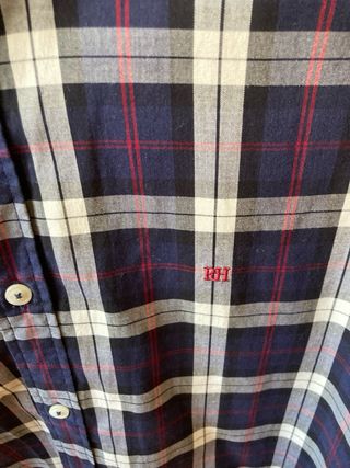 Camisa Pedro del Hierro cuadros azul y rojo