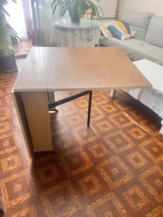 Mesa extensible cristal y madera