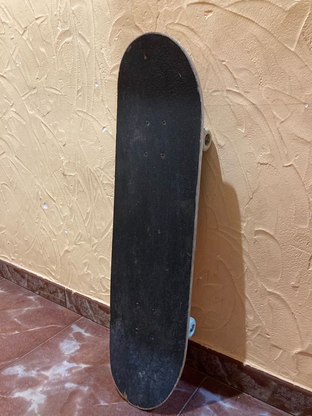 Skate con marcas de uso