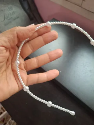 Diadema de mujer con perlas niña tocado