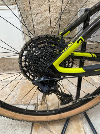 Bicicleta FELT 29 Carbono