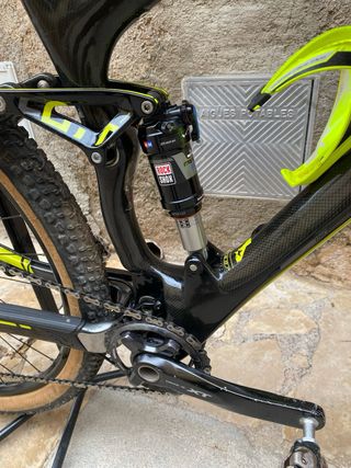 Bicicleta FELT 29 Carbono