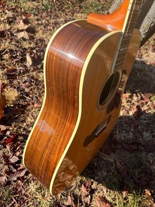 Gibson Songwriter Standard