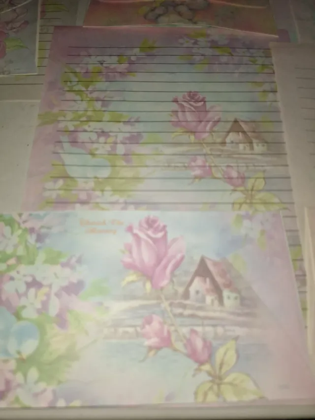 Lote 9 hojas perfumadas años 80