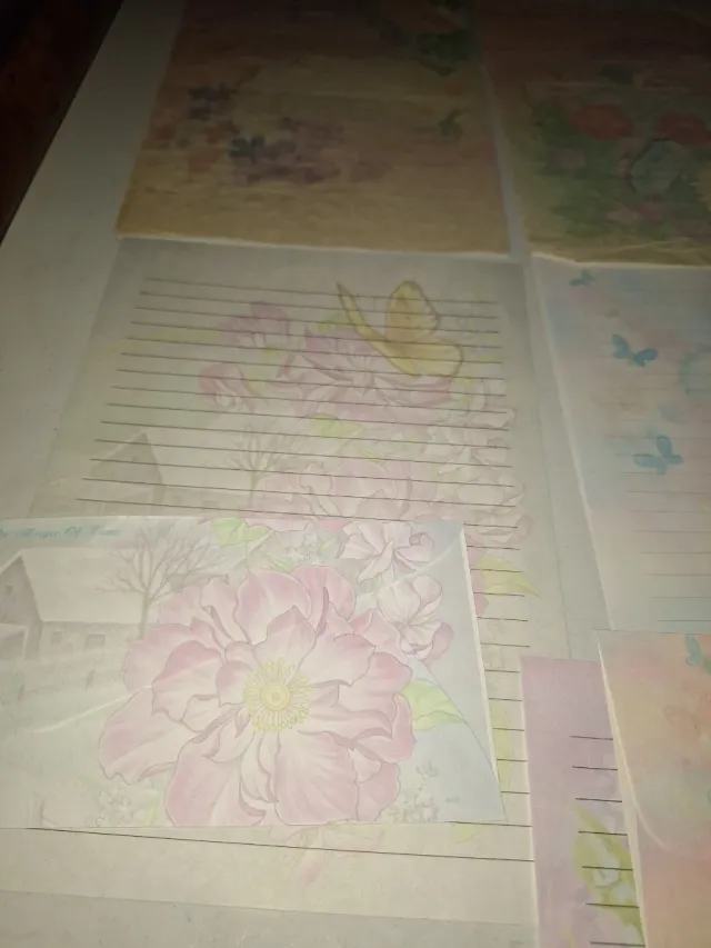 Lote 9 hojas perfumadas años 80