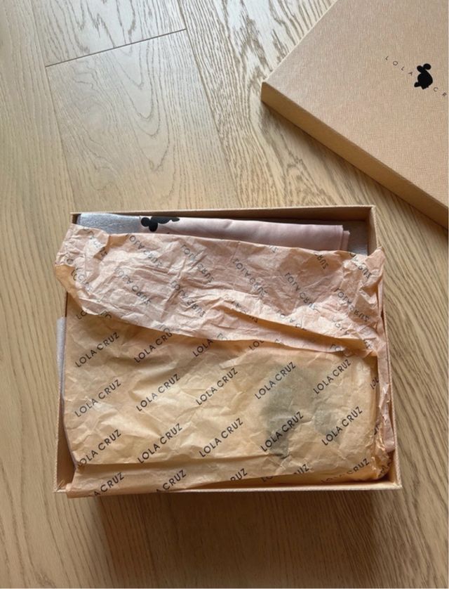 Scarpe con tacco Lola Cruz nere