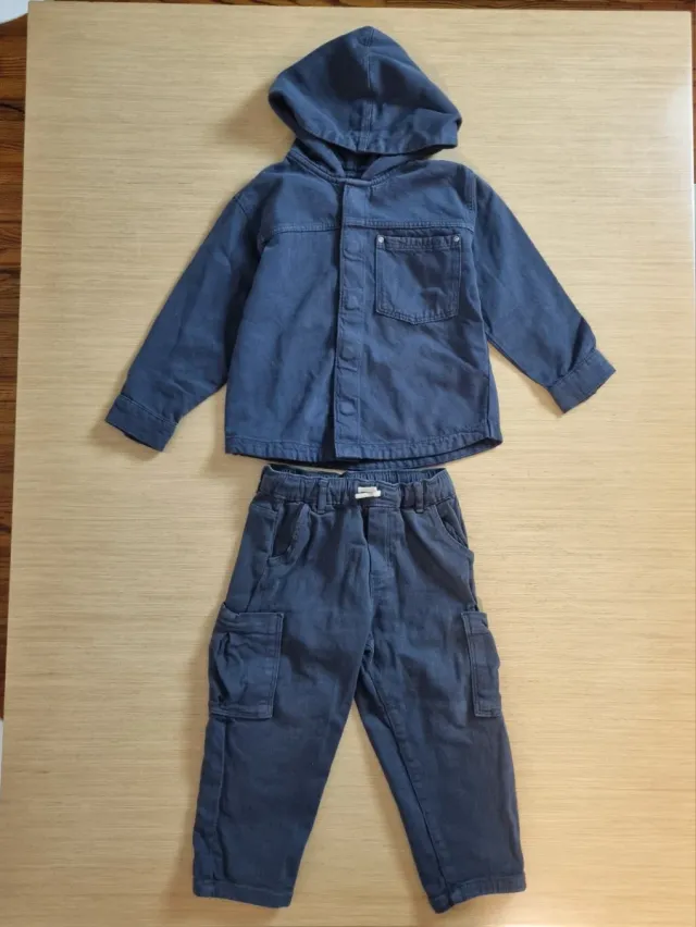 Conjunto infantil chaqueta y pantalón