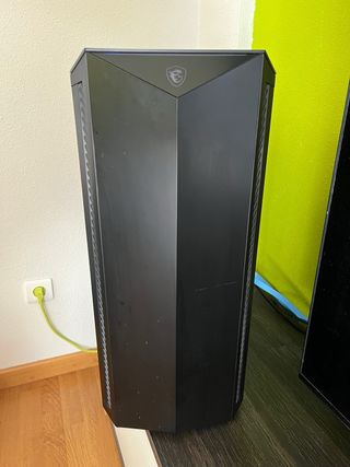 PC Gaming MSI i7 5820k AMD Vega 56