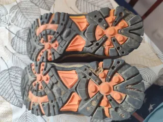 Botas de montaña unisex  38