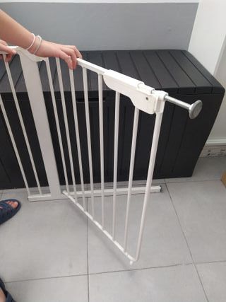 Barandilla de seguridad blanca