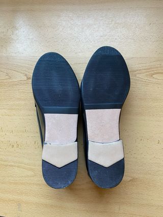 Mocasines negros mujer con borlas