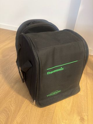 Thermomix TM6 con accesorios+maleta de transporte 