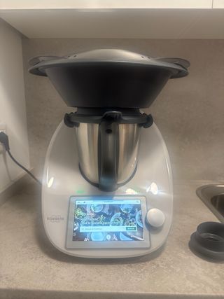 Thermomix TM6 con accesorios+maleta de transporte 