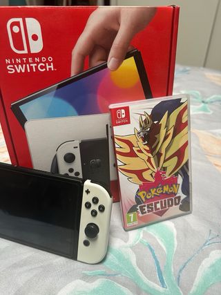 Nintendo Switch OLED bianco