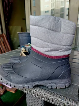 Botas de nieve Quechua chica 38/39 seminuevas.