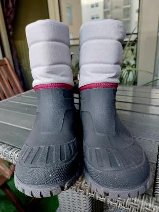 Botas de nieve Quechua chica 38/39 seminuevas.