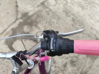 Bicicleta niña 20 Btwin morada