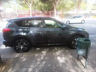 Toyota RAV4 2015