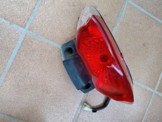 Fanale Posteriore Peugeot LXR 200 / SYM HD EVO