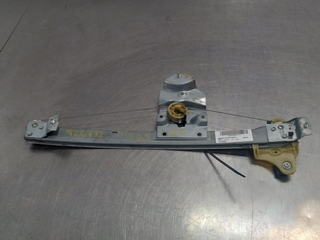 ELEVALUNAS DELANTERO DERECHO RENAULT CLIO IV K9KF