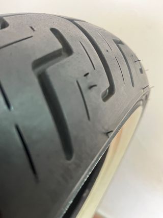 Neumático Dunlop Harley Davidson Blanco