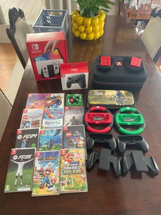 Nintendo Switch OLED completamente bianco