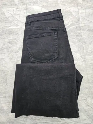 Pantalón vaquero negro ancho