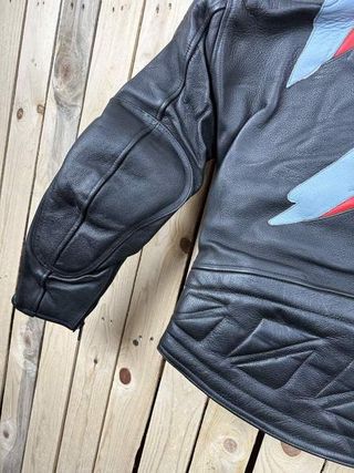 CHAQUETA T-S MOTO GARIBALDI ROJO 