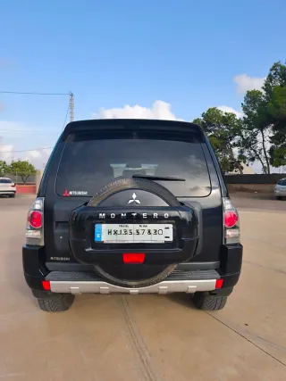 Mitsubishi Montero 2007
