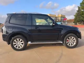 Mitsubishi Montero 2007
