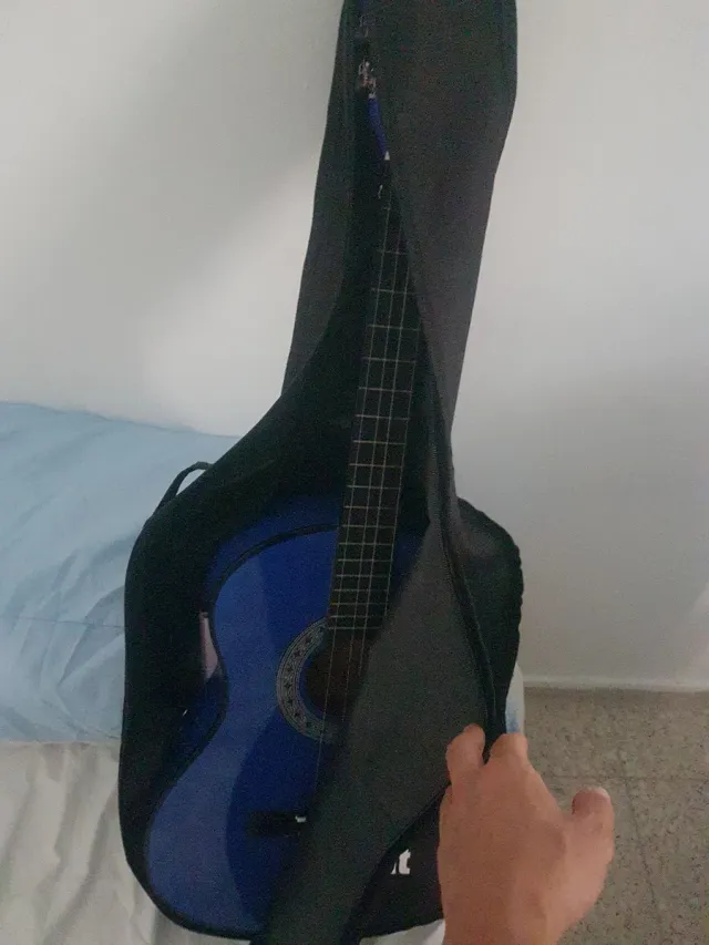 Guitarlele Azul con Funda